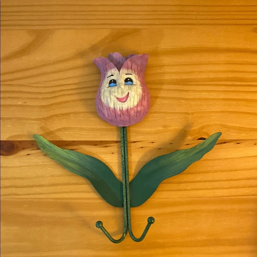 Tulip Wall Hook with Green Leaves